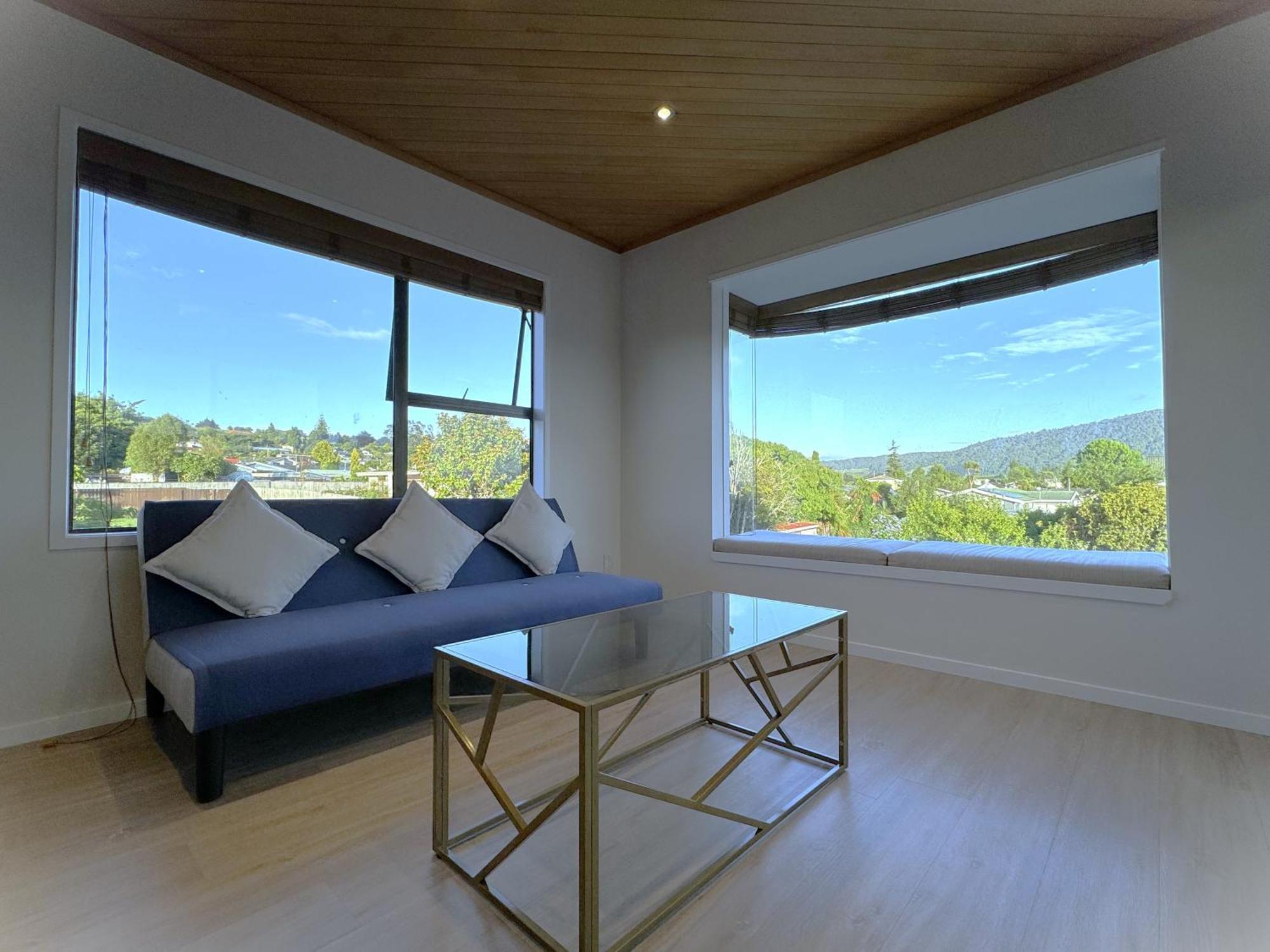 Spacious Retreat With Mountain View Роторуа Екстер'єр фото